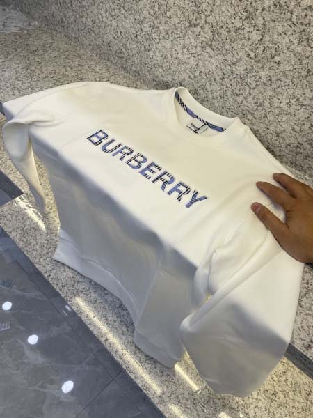 2025年12月15日入荷新作Burberry スウェット秋...