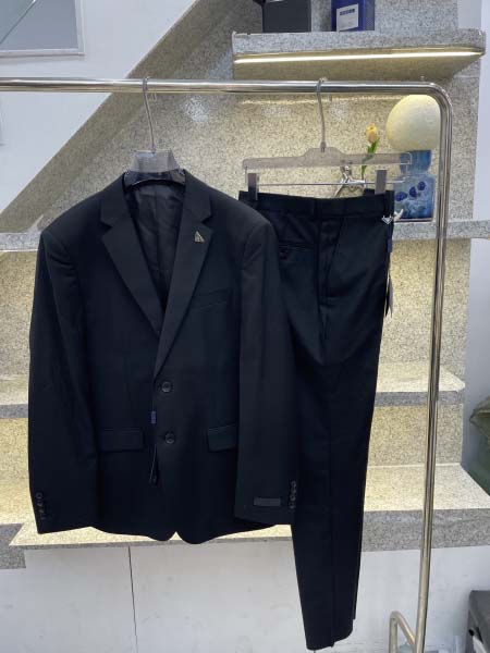 2025年12月15日入荷新作Prada背広秋冬高品質/人気...