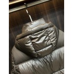 2025年12月16日入荷新作Fendiダウンジャケット秋冬高品質/人気/ASB工場