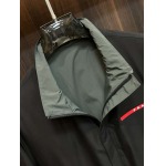 2025年12月16日入荷新作Pradaジャケット秋冬高品質/人気/ASB工場