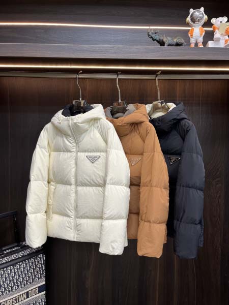 2025年12月16日入荷新作Pradaダウンジャケット秋冬...