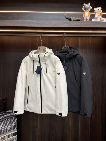 2025年12月16日入荷新作Pradaダウンジャケット秋冬...