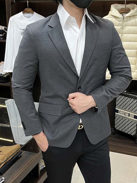 2025年12月16日入荷新作Louis Vuittonジャ...