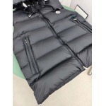2025年11月17日秋冬新作Monclerダウンベスト高品質人気商品/XQY工場
