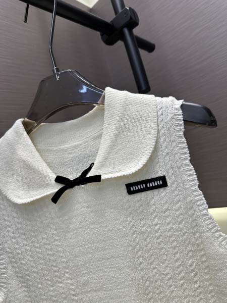 2026年4月9日入荷早春新作Miumiu女性用ファッション/誕生日プレゼント/贈り物 can工場