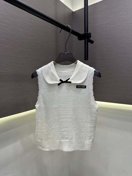 2026年4月9日入荷早春新作Miumiu女性用ファッション...