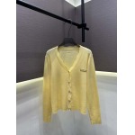 2026年4月9日入荷早春新作Miumiu女性用ファッション/誕生日プレゼント/贈り物 can工場