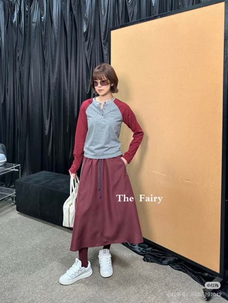 2026年4月9日入荷早春新作Miumiuスカート 女性用フ...