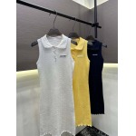 2026年4月9日入荷早春新作Miumiu女性用ファッション/誕生日プレゼント/贈り物 can工場