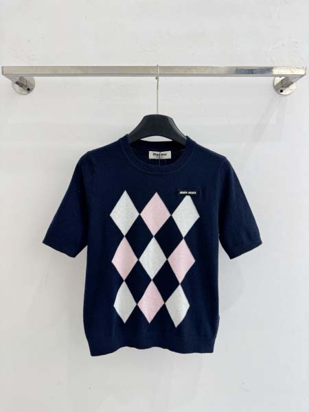 2026年4月9日入荷早春新作Miumiu女性用ファッション...