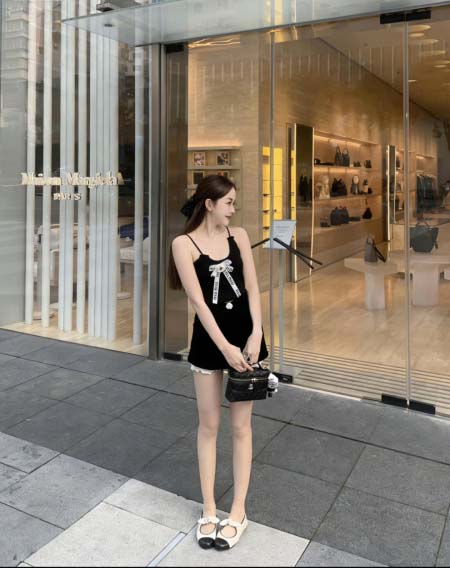 2026年4月9日入荷早春新作Miumiuニットトップ女性用...