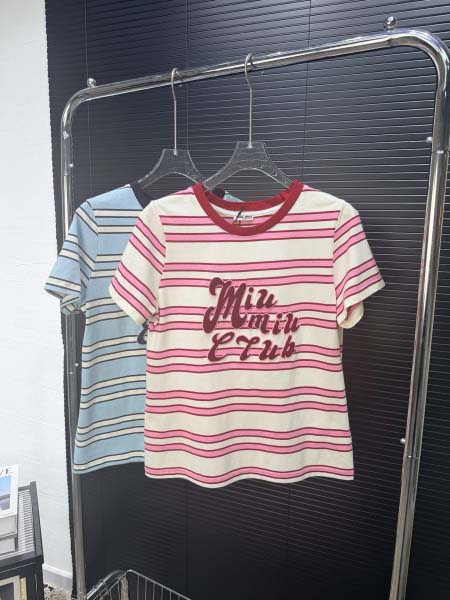 2026年4月9日入荷早春新作Miumiu女性用ファッション...