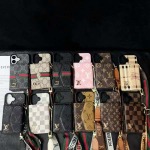 2026年4月10日入荷新作Louis VuittonIphoneケース全機種対応携帯ファッション/誕生日プレゼント/贈り物