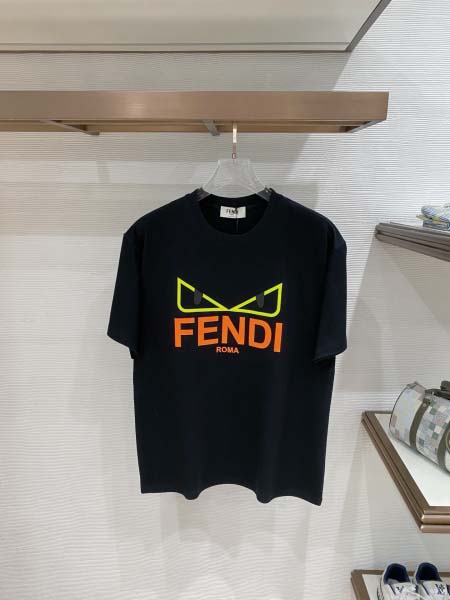 2026年5月28日入荷春夏新作Fendi半袖 tシャツ高品...