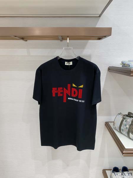 2026年5月28日入荷春夏新作Fendi半袖 tシャツ高品...