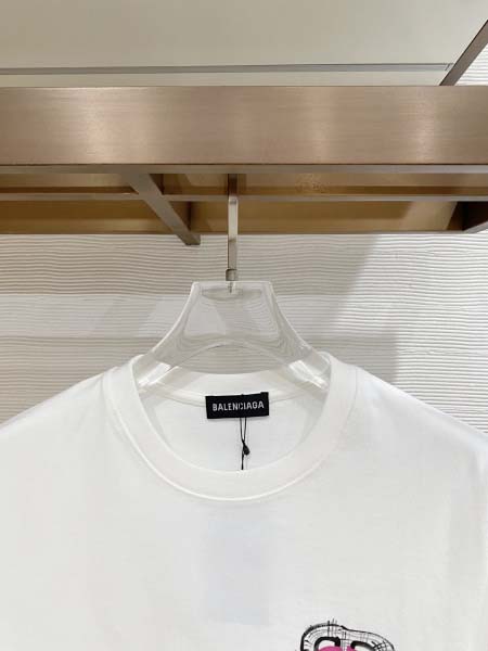 2026年6月2日入荷春夏新作Balenciaga半袖Tシャツ高品質DH工場