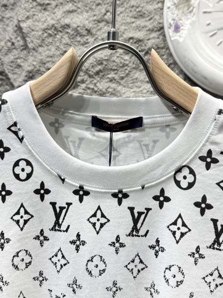 2026年6月12日春夏新作Louis vuitton半袖 tシャツ激安高品質/誕生日プレゼント/FF工場