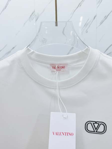 2026年6月25日春夏新作VALENTINO半袖 tシャツ高品質人気の商品/YGY工場