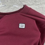 2026年6月25日春夏新作VALENTINO半袖 tシャツ高品質人気の商品/YGY工場