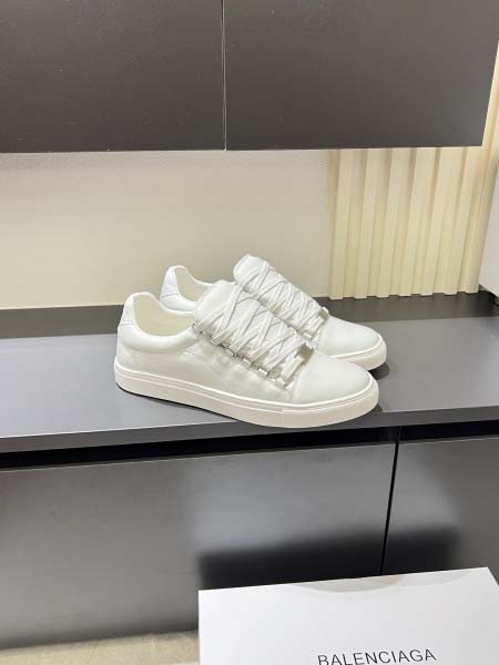 2026年7月18日入荷新品Balenciagaカジュアルシューズ/スニーカー｜メンズ靴人気本革製ギフト/誕生日/TL工場