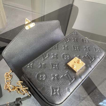 2026年7月19日入荷Louis VuittonM46595 M22942 M23081 M46596  Pochette Mtis East West  Monogram 高品質新作/誕生日プレゼント/XS工場
