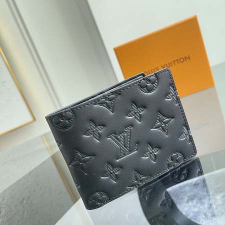 2026年7月19日入荷Louis VuittonM62901   MultieMonogram ShadowMonogram    11.5 x 高品質新作/誕生日プレゼント/XS工場