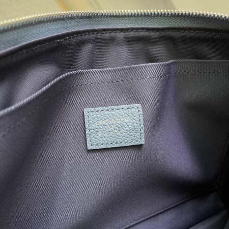 2026年7月19日入荷Louis VuittonP290M28846   POCHETTE VOYAGE SOUPLE   Pochette Voyage Souple  Damoflage  高品質新作/誕生日プレゼント/XS工場
