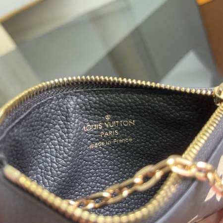 2026年7月19日入荷Louis VuittonM80885  Monogram Emeinte  LV  Monogram     13.5 x 7 x 1.5   ( x  x )   高品質新作/誕生日プレゼント/XS工場
