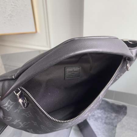2026年7月19日入荷Louis VuittonM44336DiscoveryMonogram Eclipse47 高品質新作/誕生日プレゼント/XS工場