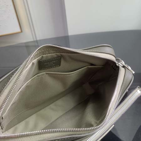 2026年7月19日入荷Louis VuittonM28628  Trio  Monogram Eclipse  2000   25 x 18.5 x 高品質新作/誕生日プレゼント/XS工場