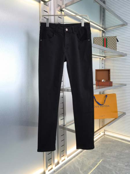 2026年7月22日春夏新作ファッション高品質Monclerジーパン luols工場