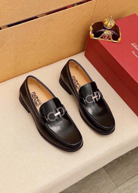 2026年7月1日入荷新品Ferragamoカジュアルシュー...