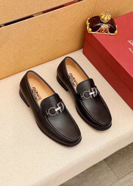 2026年7月1日入荷新品Ferragamoカジュアルシュー...