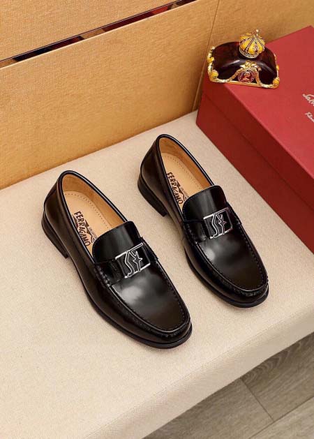 2026年7月1日入荷新品Ferragamoカジュアルシュー...