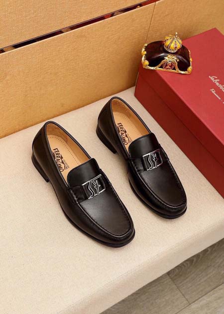 2026年7月1日入荷新品Ferragamoカジュアルシュー...