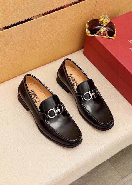 2026年7月1日入荷新品Ferragamoカジュアルシュー...