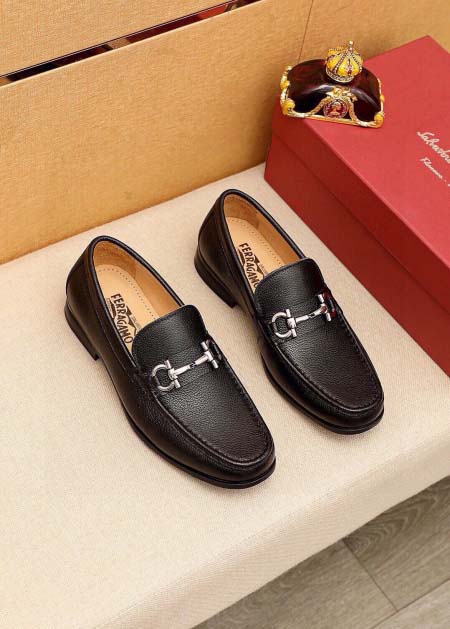 2026年7月1日入荷新品Ferragamoカジュアルシュー...