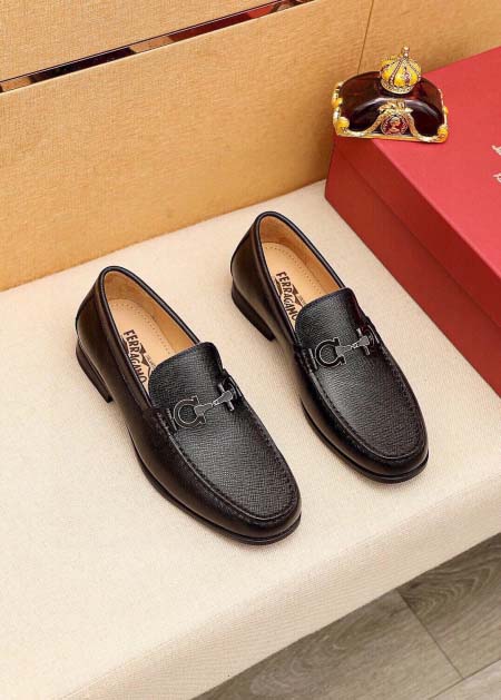 2026年7月1日入荷新品Ferragamoカジュアルシュー...