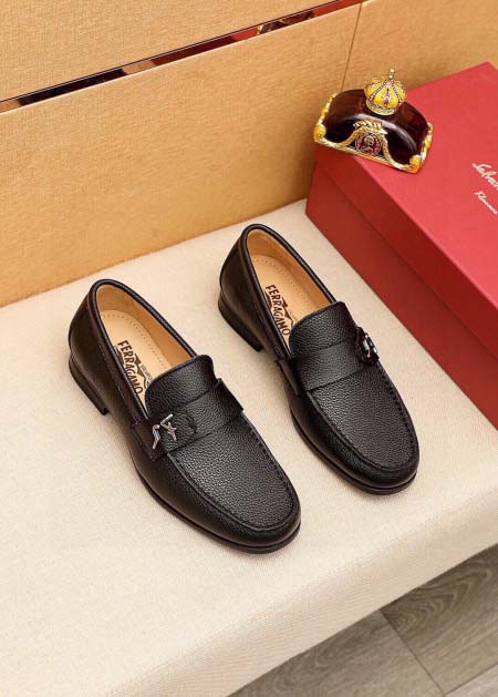 2026年7月1日入荷新品Ferragamoカジュアルシュー...