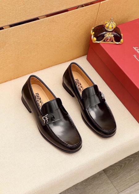 2026年7月1日入荷新品Ferragamoカジュアルシュー...