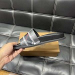 2026年7月1日入荷新品Burberryカジュアルシューズ/スニーカー｜メンズ靴人気本革製ギフト/誕生日/TL工場