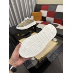 2026年7月1日入荷新品Louis Vuittonカジュアルシューズ/スニーカー｜メンズ靴人気本革製ギフト/誕生日/TL工場