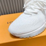 2026年7月3日入荷新品Louis Vuittonカジュアルシューズ/スニーカー｜メンズ靴人気本革製ギフト/誕生日/TL工場