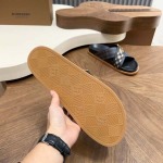 2026年7月7日入荷新品Burberryカジュアルシューズ/スニーカー｜メンズ靴人気本革製ギフト/誕生日/TL工場