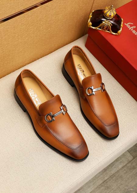 2026年7月16日入荷新品Ferragamoカジュアルシュ...