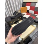 2026年7月17日入荷新品Louis Vuittonカジュアルシューズ/スニーカー｜メンズ靴人気本革製ギフト/誕生日/TL工場