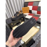 2026年7月17日入荷新品Louis Vuittonカジュアルシューズ/スニーカー｜メンズ靴人気本革製ギフト/誕生日/TL工場
