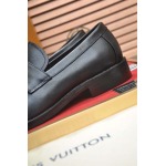 2026年7月18日入荷新品Louis Vuittonカジュアルシューズ/スニーカー｜メンズ靴人気本革製ギフト/誕生日/TL工場