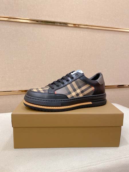 2026年7月18日入荷新品BURBERRYカジュアルシュー...