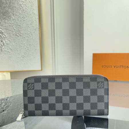 2026年7月19日入荷Louis VuittonZippy...